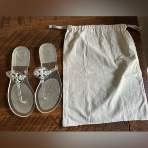 🎁 NEW! Tory Burch mini miller clear jelly flip flops